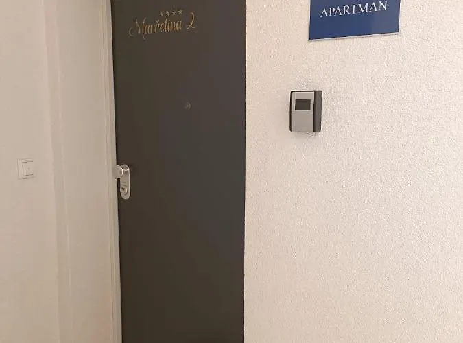 Marcelina 2 In *